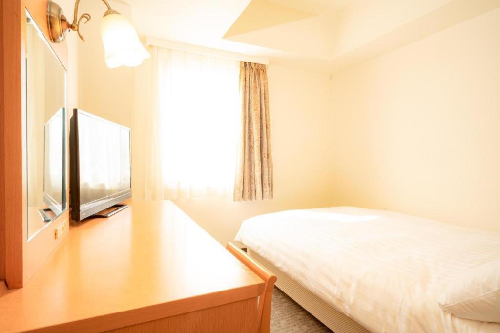 Hotel Smile Nishi-akashi 2*